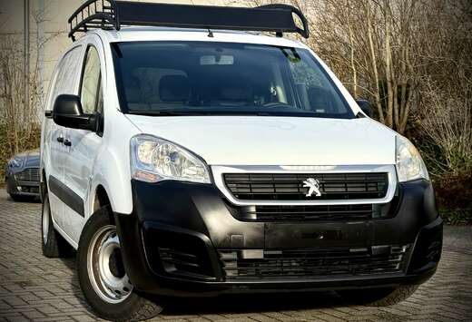 Peugeot 1.6 BlueHDi L2H1 Premium Pack 121 S/S