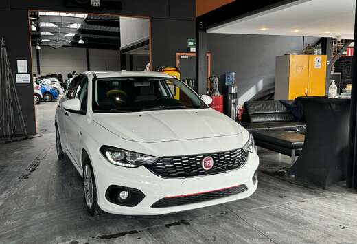 Fiat 1.4i - RADIO/MEDIA/TEL/AUX/USB - A/C - CPTR ARR