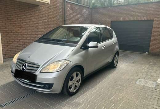 Mercedes-Benz A 180 BlueEFFICIENCY Avantgarde