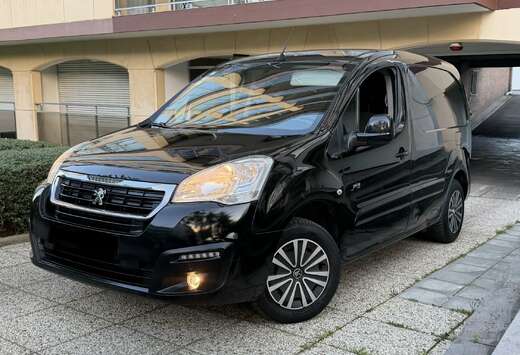 Peugeot 2017 / Euro 6b / 3 PLACES / 1.6HDI / GPS / AI ...