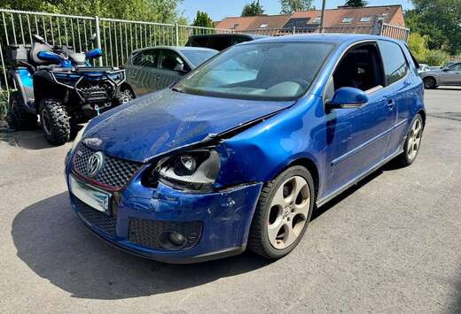 Volkswagen Golf GTI 2.0 Turbo 16v FSI accident avant  ...