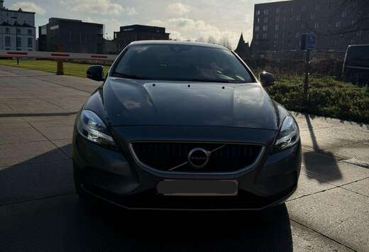 Volvo V40 T2