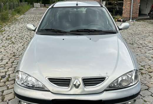 Renault 1.4i 16v Expression