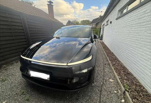 Tesla RWD