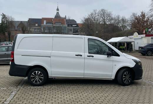 Mercedes-Benz 3-zits bestelwagen/fourgonnette 3 place ...