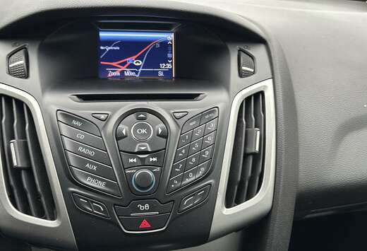 Ford Focus 1.6i Ghia automatique