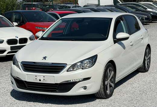 Peugeot 1.2i - 5 Portes - Clim Auto - Navigation - Eu ...