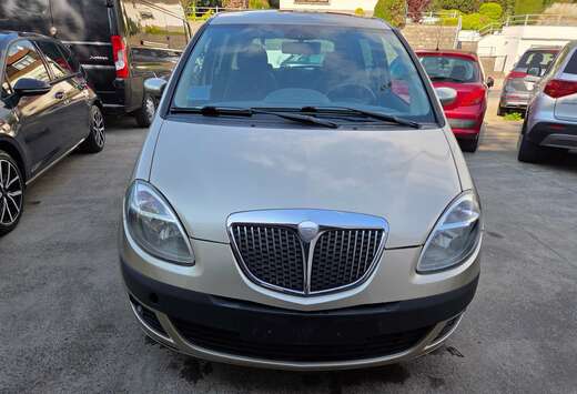 Lancia Musa 1.4i 16v Platino DFN