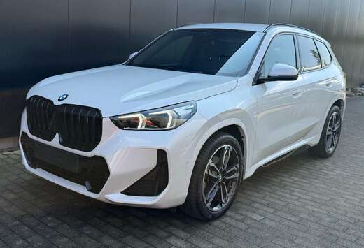 BMW sDrive18i Msport Camera Trekhaak Navi Leder