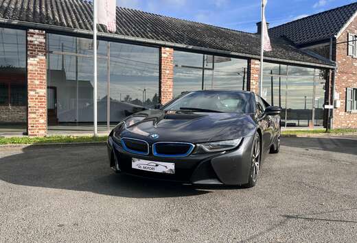 BMW i8 11.6 kWh PHEV (266 kW)