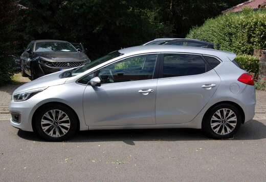 Kia Cee\'d 1.4i Mind ISG AIRCO GPS JA