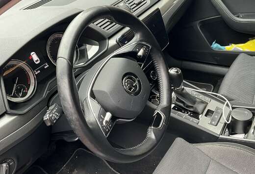 Skoda Superb Combi 2.0 CR TDi Ambition DSG (EU6AP)