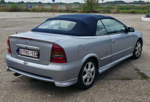 Opel Astra Cabrio 1.6 16V Linea Rossa