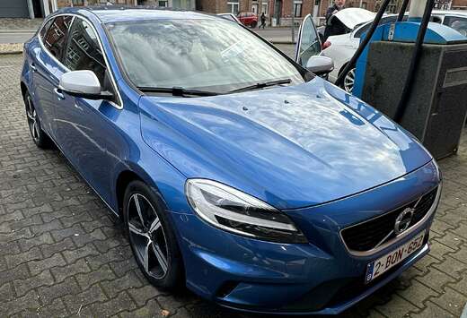 Volvo V40 2.0 T2 R-Design