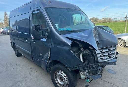 Renault 1.9 dCi 28 L1H1 Confort Extra