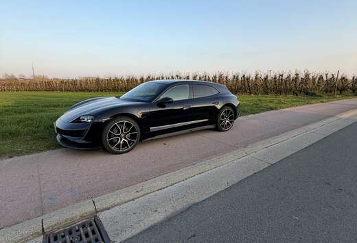Porsche Sport Turismo 93.4 kWh