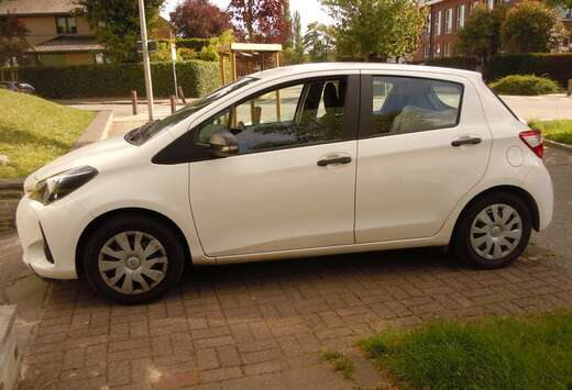 Toyota Yaris 1.0 Free-Tronic linea sol