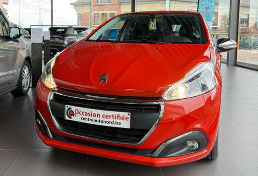 Peugeot 208 1.2i Style