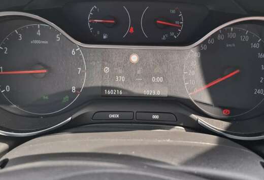 Opel Grandland X 1.2 Start/Stop Business Elegance