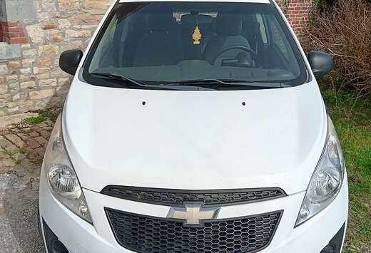 Chevrolet 1.0i +
