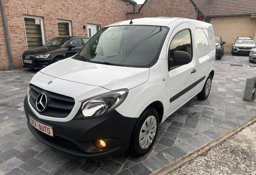 Mercedes-Benz GARANTIE 12M*CARNET*CAR PASS*CLiM*etc