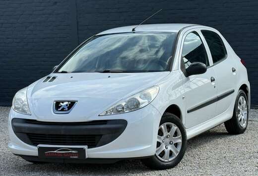 Peugeot 206+  1.1i Urban / Garantie 12 mois /