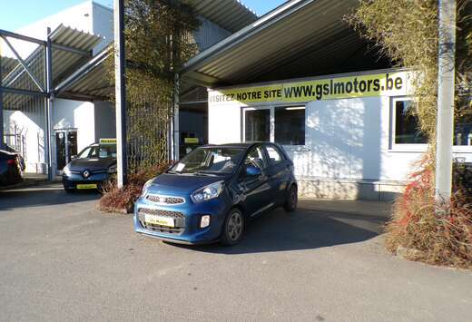 Kia 1.0i 66cv 5 portes bleu 01/16 Airco Radio CD USB