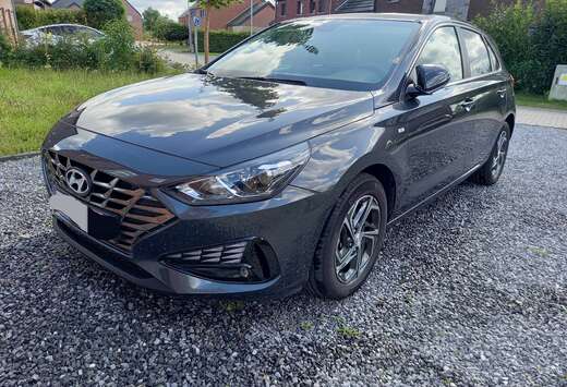 Hyundai i30 Fastback 1.5 T-GDi MHEV Techno