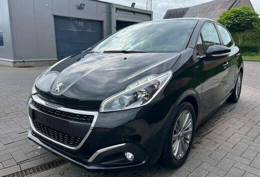 Peugeot 1.2i Signature GARANTIE 12 MOIS/MAANDEN