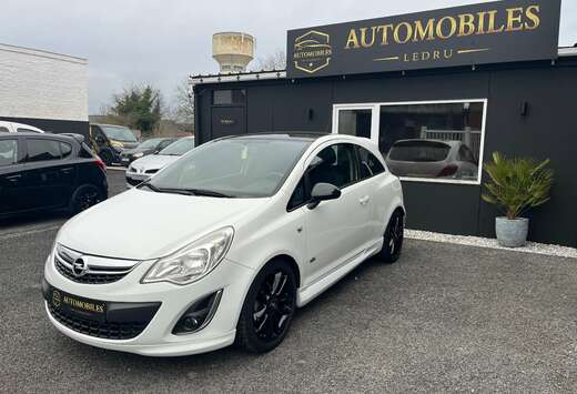 Opel Corsa 1.2i Black Edition // OPC Line