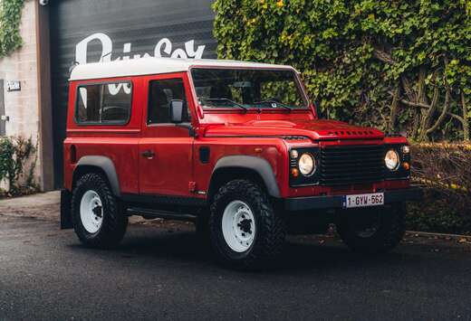 Land Rover Defender 90 RETROSPEC // CARPLAY // VAT