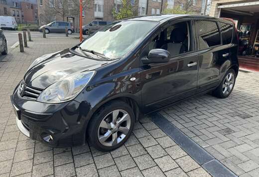 Nissan 1.4i Connect Edition  95000 Km. Gps 1er Main