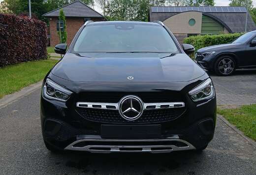 Mercedes-Benz GLA 180 Business Line