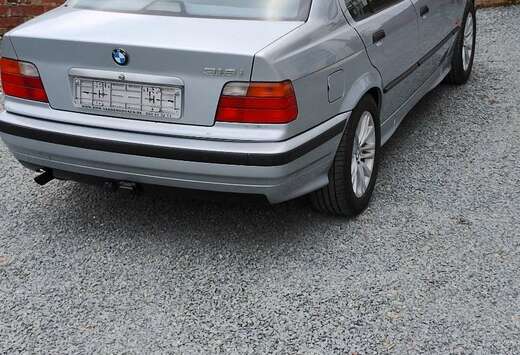 BMW 318i