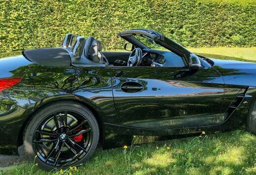 BMW 2.0iA sDrive20i Pack M