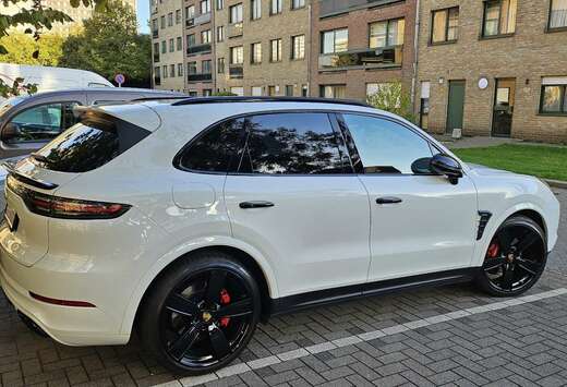 Porsche E-Hybrid  Sport