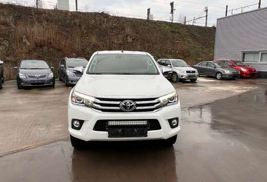 Toyota 2.4 D-4D 4WD Comfort export afrique