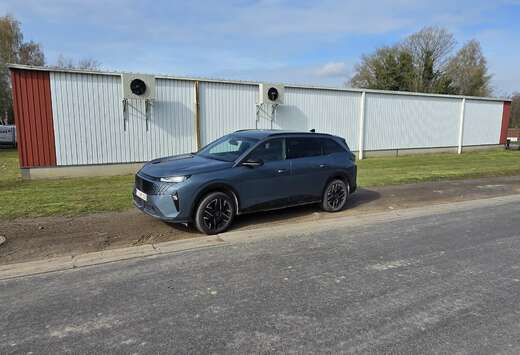 Peugeot PHEV 1.6 Turbo Allure 7pl. (166 kW)