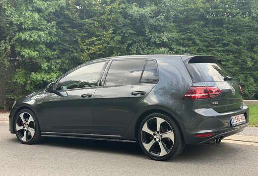 Volkswagen Golf 2.0 CR TDi DSG