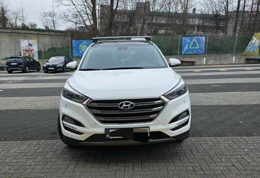 Hyundai 2.0 CRDi 4WD Luxury Launch Edition