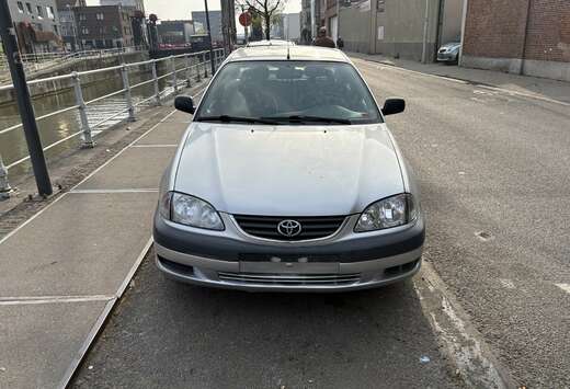 Toyota 1.8 Linea Sol