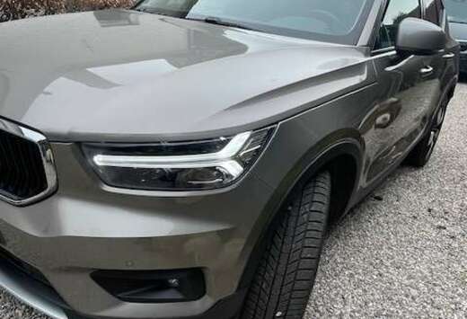 Volvo XC40 2.0 B4 MHEV Momentum Pro Geartronic