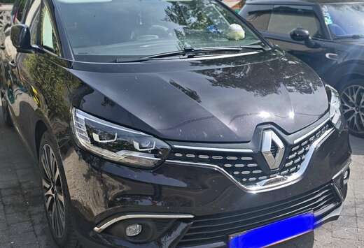 Renault Blue dCi 120 EDC initiale Paris