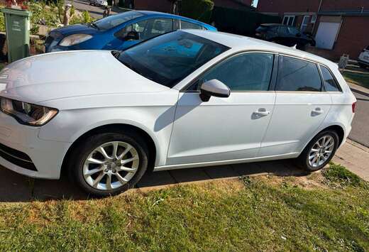 Audi A3 Sportback 1.6 TDi Ambiente S tronic