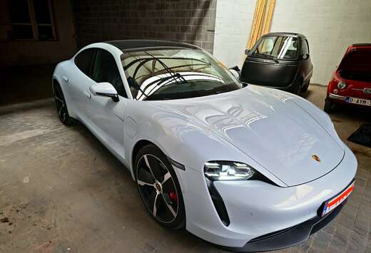 Porsche Taycan 93.4 kWh Taycan 4S