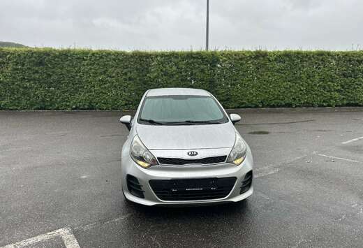 Kia 1.2  airco  dealer onderhouden  garantie 1j