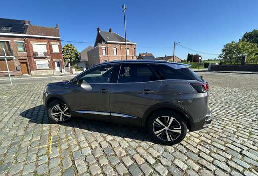 Peugeot 1.6 BlueHDi 120ch S&S BVM6 Allure