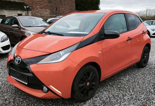 Toyota _1.0 i(69CH)_11/2014EU.5B_A/C_147.000KM