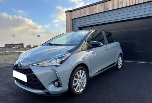 Toyota Yaris 1.3i VVT-i 16v Connected