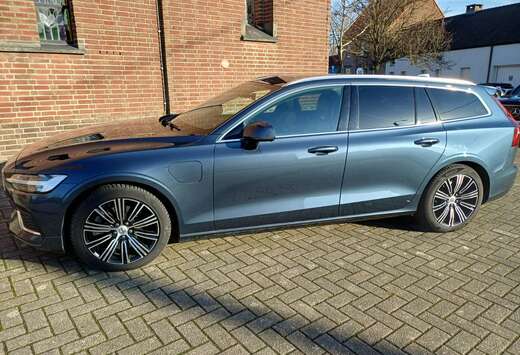 Volvo V60 T8 AWD Twin Engine Geartronic Polestar Engi ...